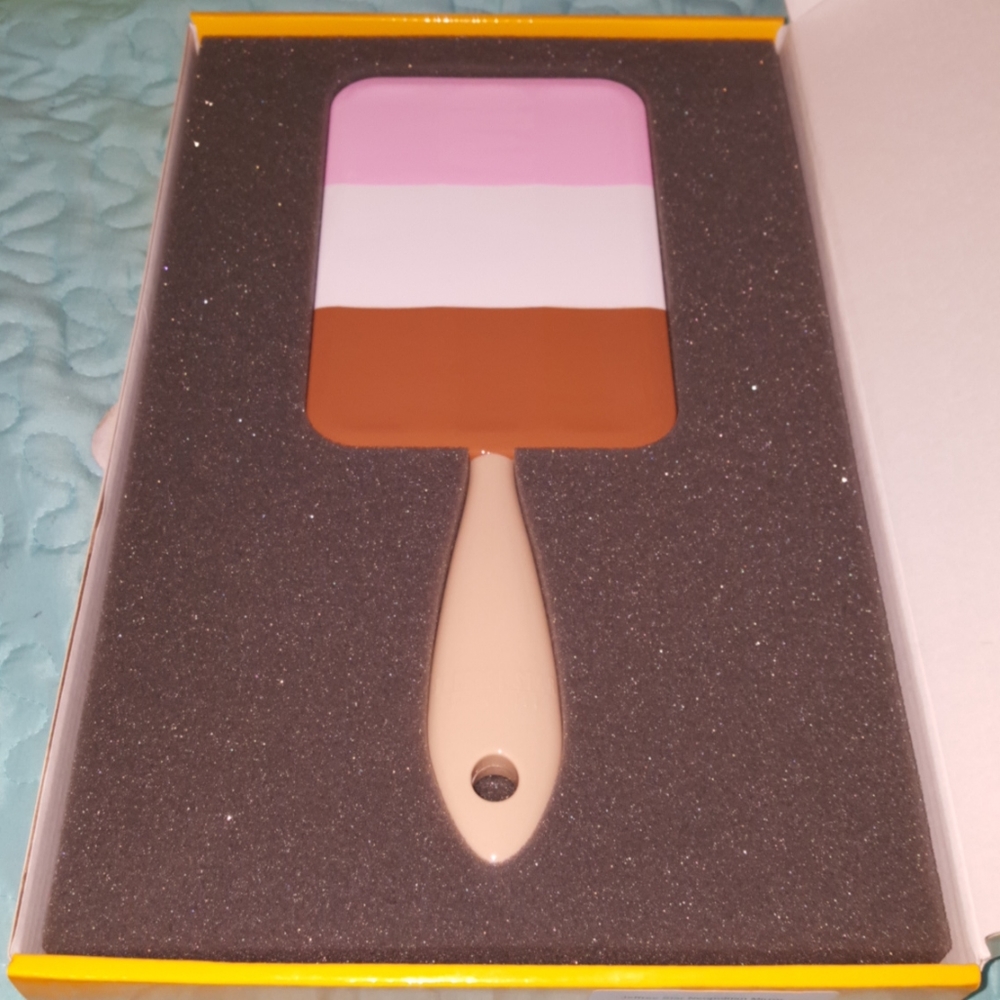 Jeffree Star Neapolitan Mirror